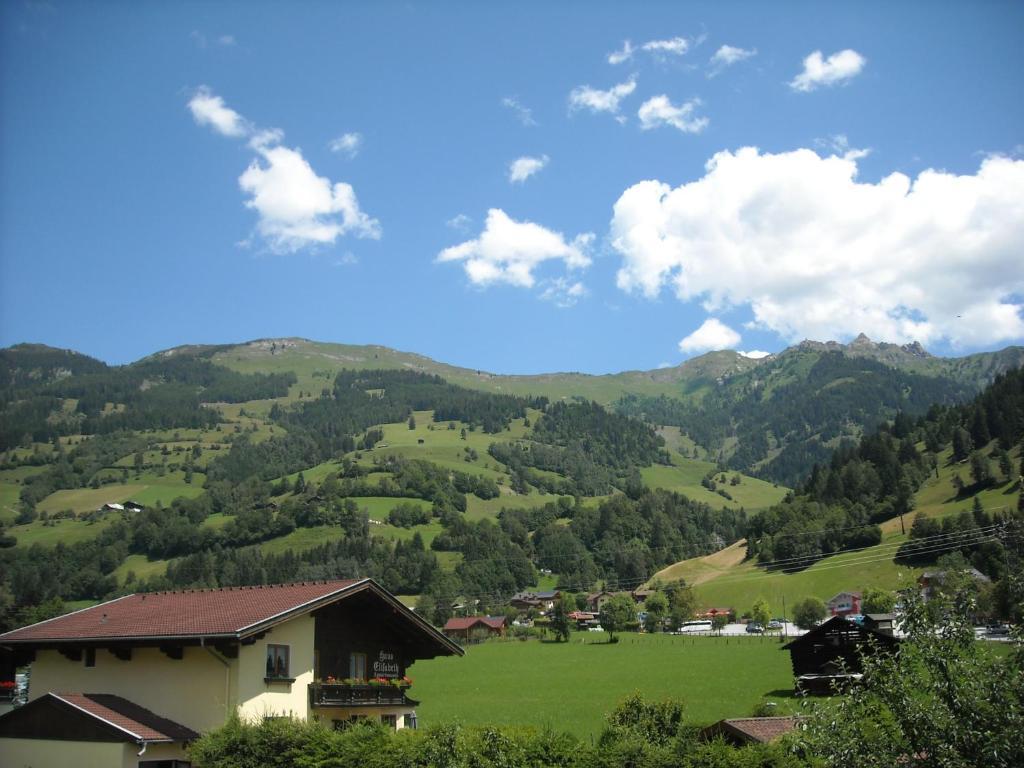 Landhaus & Appartementhaus Haussteiner Dorfgastein Bilik gambar